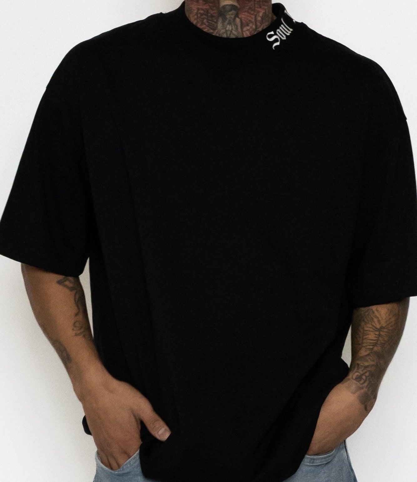KIKO MOCK NECK OVERSIZED TEE
