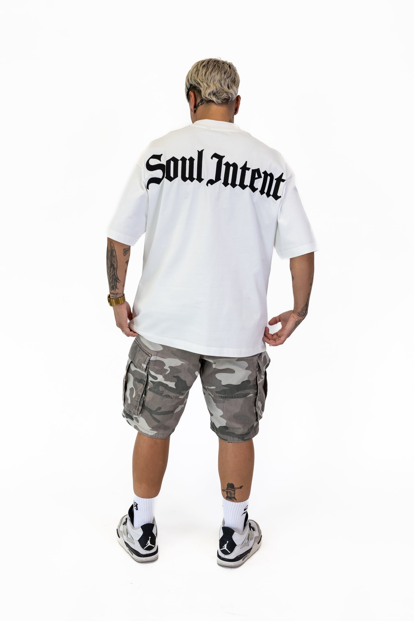 THE STAN OVERSIZED TEE - WHITE